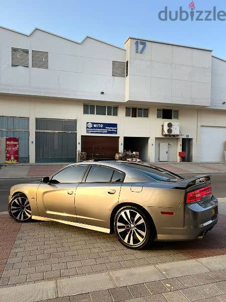 Dodge Charger SRT 3