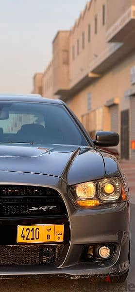 Dodge Charger SRT 5