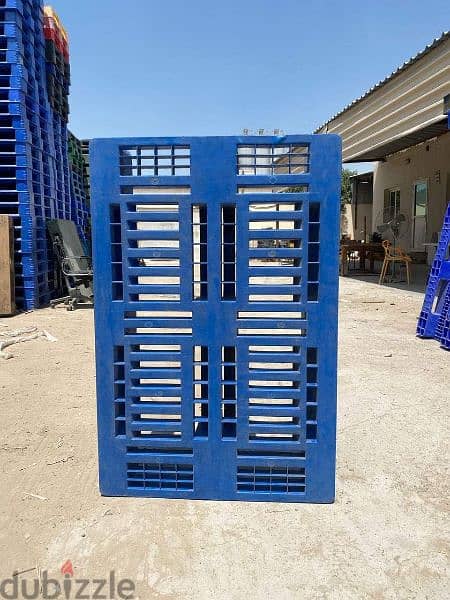 USED HEVEYDUTY PLASTIC PALLETS FOR SALE 13