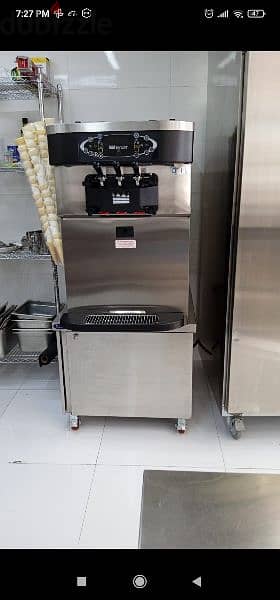 Taylor C723 soft ice cream machine 2