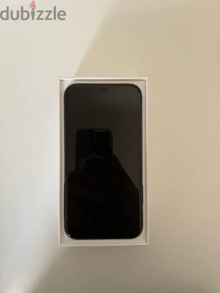 iphone 11 excellent condition 1