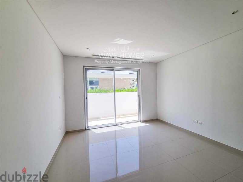 Spacious 2 Bedroom Apartment in Al Mouj 6