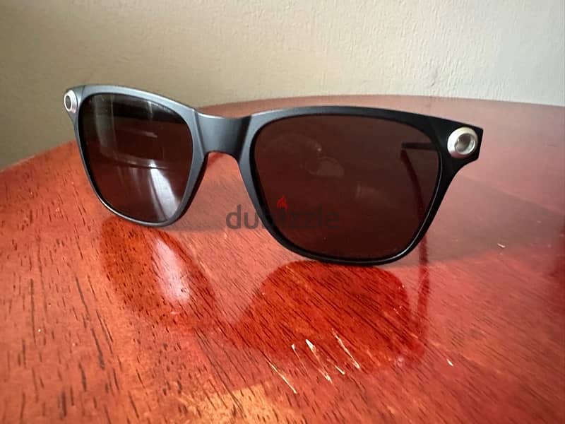 Brand New Oakley sunglasses original 3