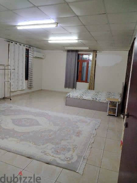 شقة للاجار في القرم Apartment for rent in Al Qurum 0