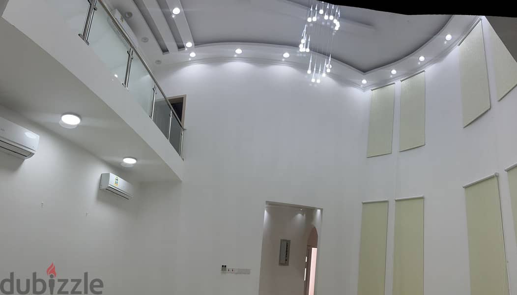 DOUBLE HEIGHT 4+1bhk Huge villa to let in Al Ansab Heights 14