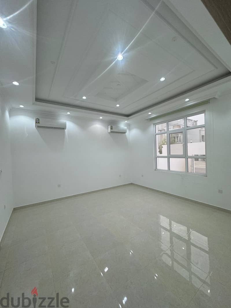 DOUBLE HEIGHT 4+1bhk Huge villa to let in Al Ansab Heights 17