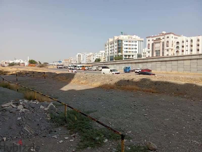 shop100meters open space in al khuwair33 7