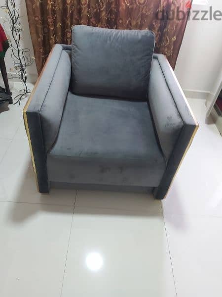 5 SEATER SOFA FOR URGENT SALE 7