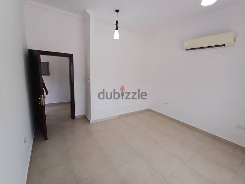 فيلا للأيجار الحيل الشماليه villa for rent alheel north 8