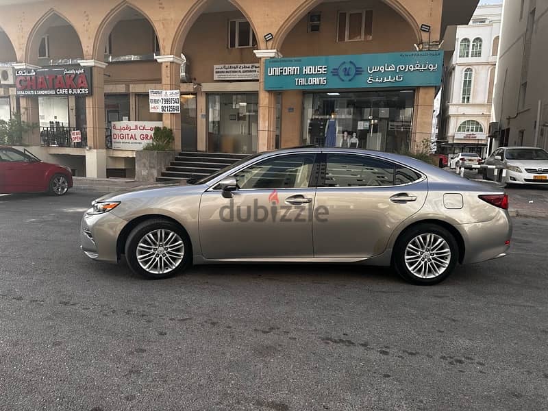 Lexus ES-Series 2018 GCC car 4