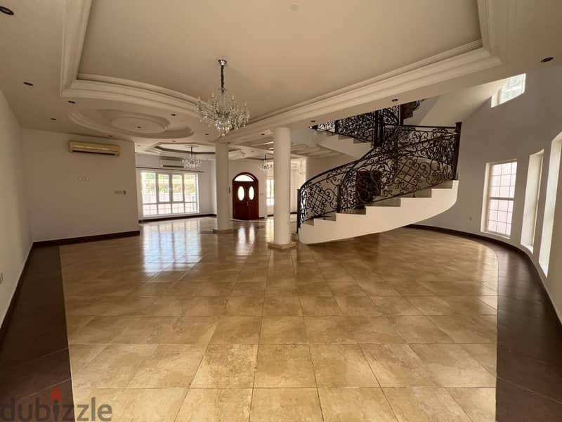 Elegant 6 Bedroom Villa in Azaiba for Rent 1