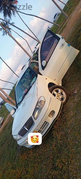 Nissan Sunny 2003 3