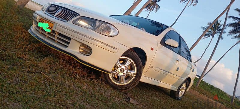 Nissan Sunny 2003 4