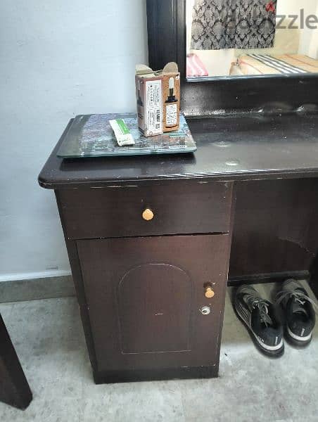 Dressing table for Urgent Sale 1