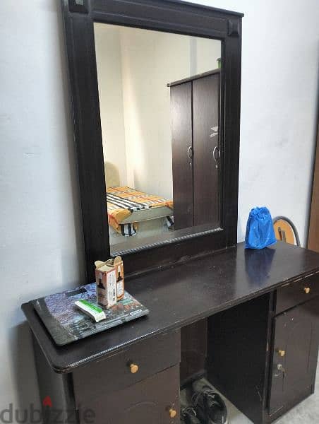 Dressing table for Urgent Sale 6