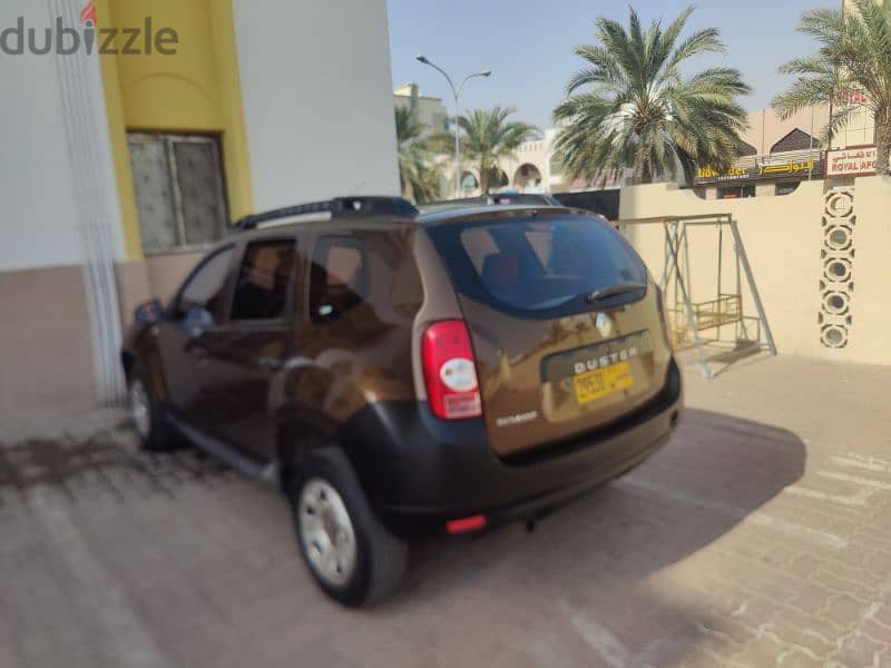 Renault Duster 2015 - 185K - 1000 OMR 3