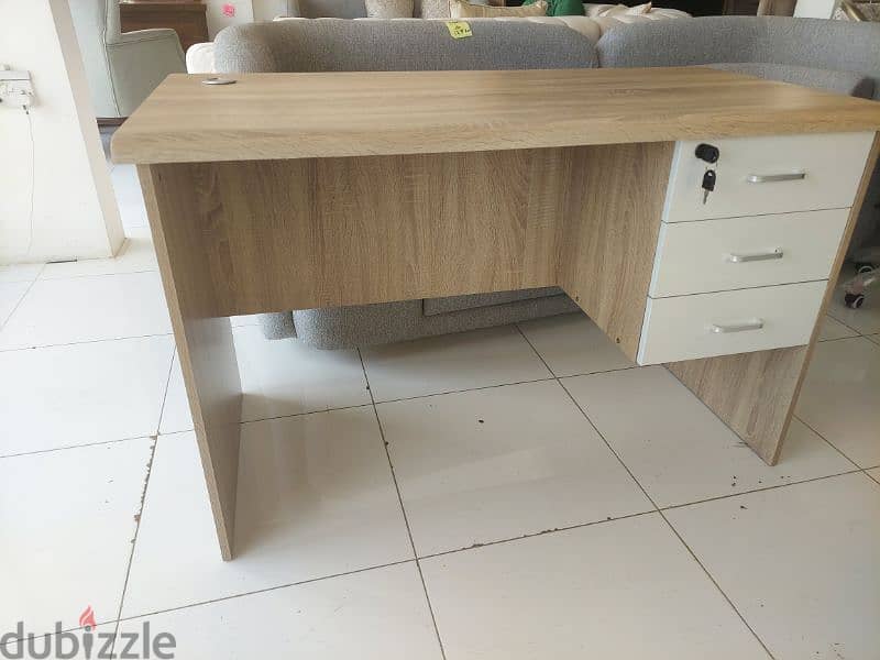 new office Table available 2