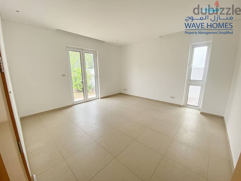 Spacious 5 Bedroom Villa for Sale in Al Mouj 2