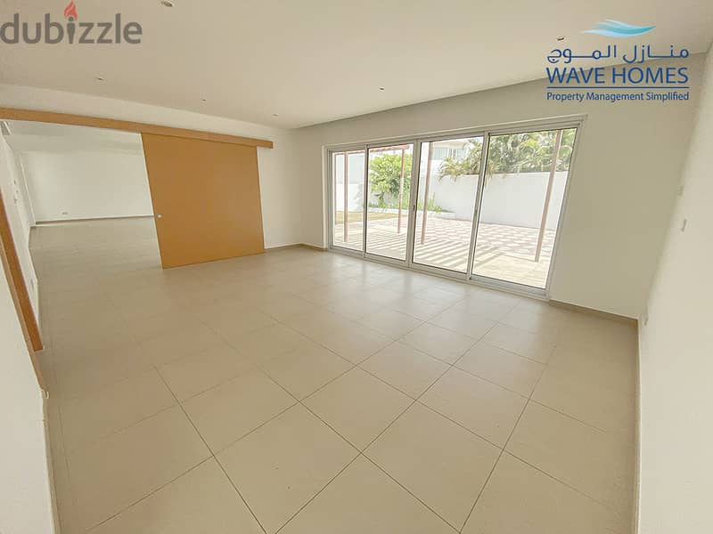 Spacious 5 Bedroom Villa for Sale in Al Mouj 6