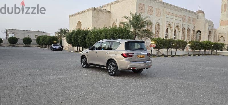 إنفينيتي QX80 خليجي  بدون حوادث ولاصبغ سيرفس وكاله أعلى مواصفات 9