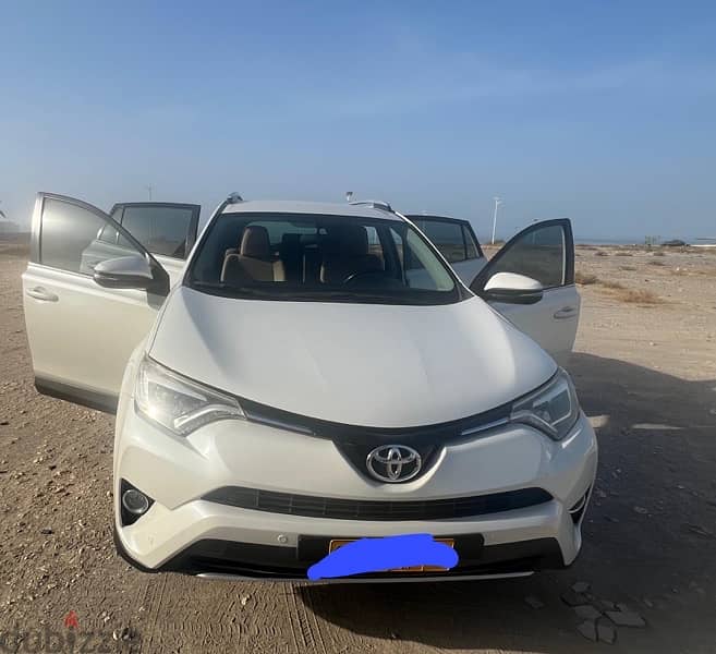 Toyota Rav 4 2016, Expat Driven 1