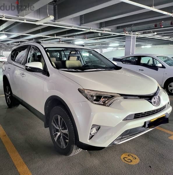 Toyota Rav 4 2016, Expat Driven 11