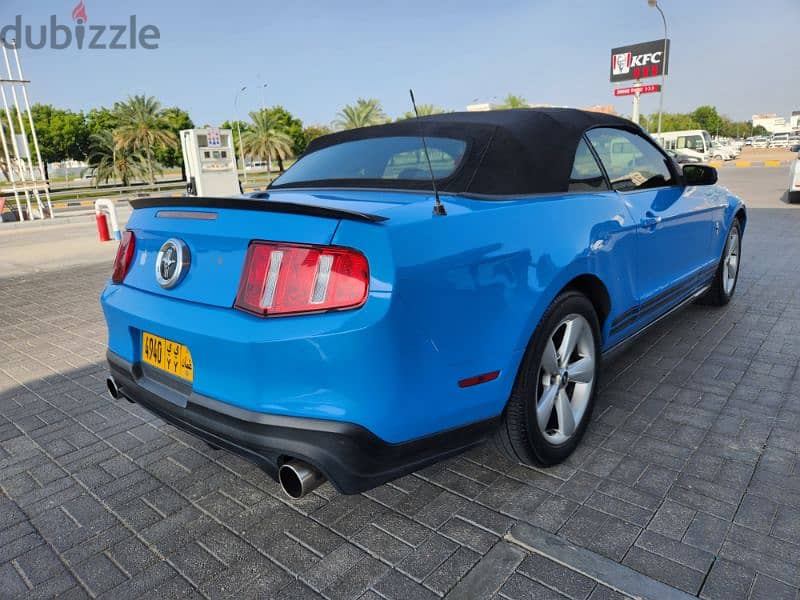 Ford Mustang 2010 4