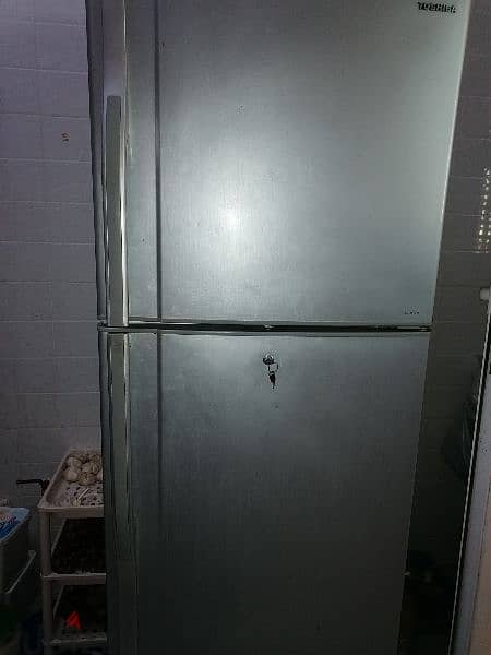 fridge and burner 0