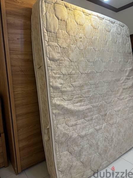 king size Matress for 5 riyals 1