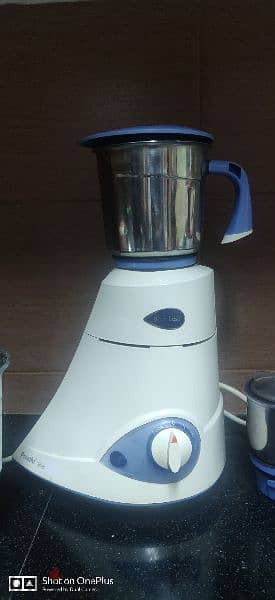 Preeti mixer grinder for sale at 23 riyal 1