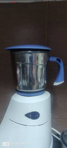 Preeti mixer grinder for sale at 23 riyal 2