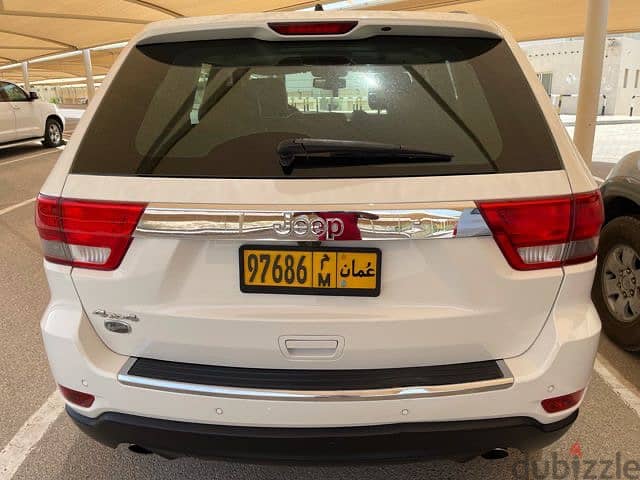 Perfect White Jeep ,Grand Cherokee ,2012 ,Overland 1