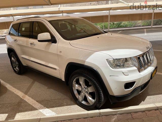 Perfect White Jeep ,Grand Cherokee ,2012 ,Overland 2