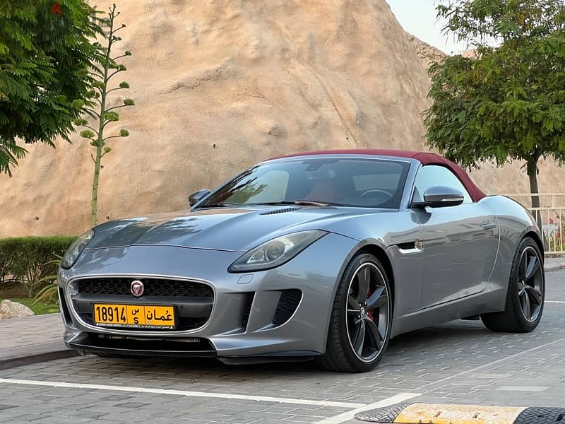 Excellent condition Jaguar F-TYPE CONVERTIBLE 3