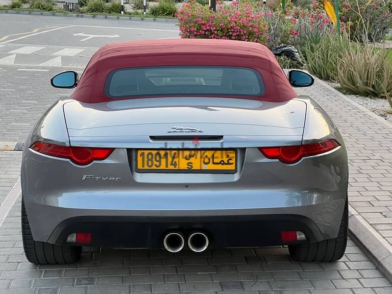 Excellent condition Jaguar F-TYPE CONVERTIBLE 4