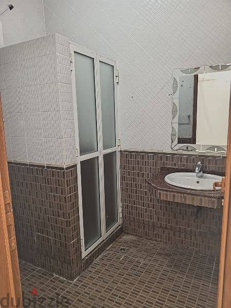 Room attached bathroom for rent in azaiba94254177 3