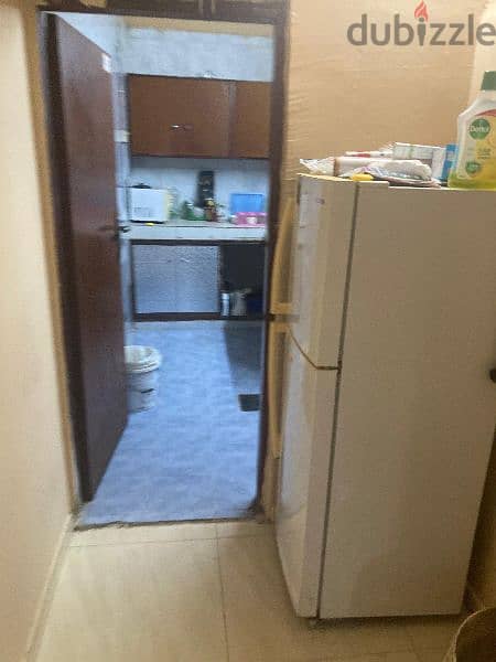 Room for rent غرفه للايجار 3