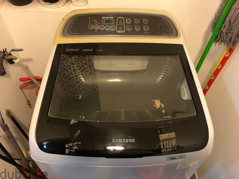 urgently selling samsung washing machine 1