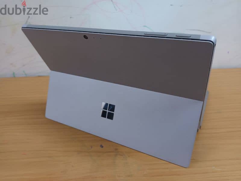 Microsoft Surface Pro 5 6