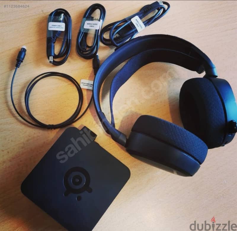 Steel series arctis pro wireless 1