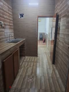 Room for rent good location in AL m غرفه دورة مياه في الموالح الجنوبية