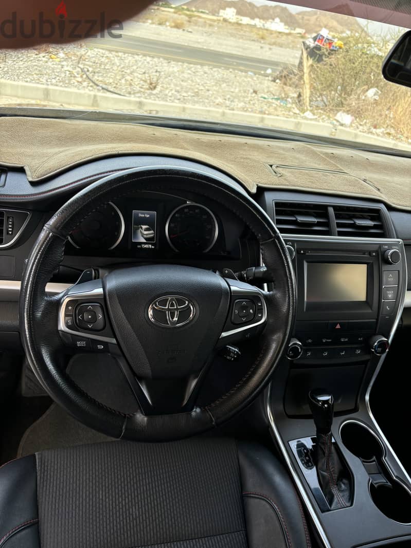 Toyota Camry 2017 3