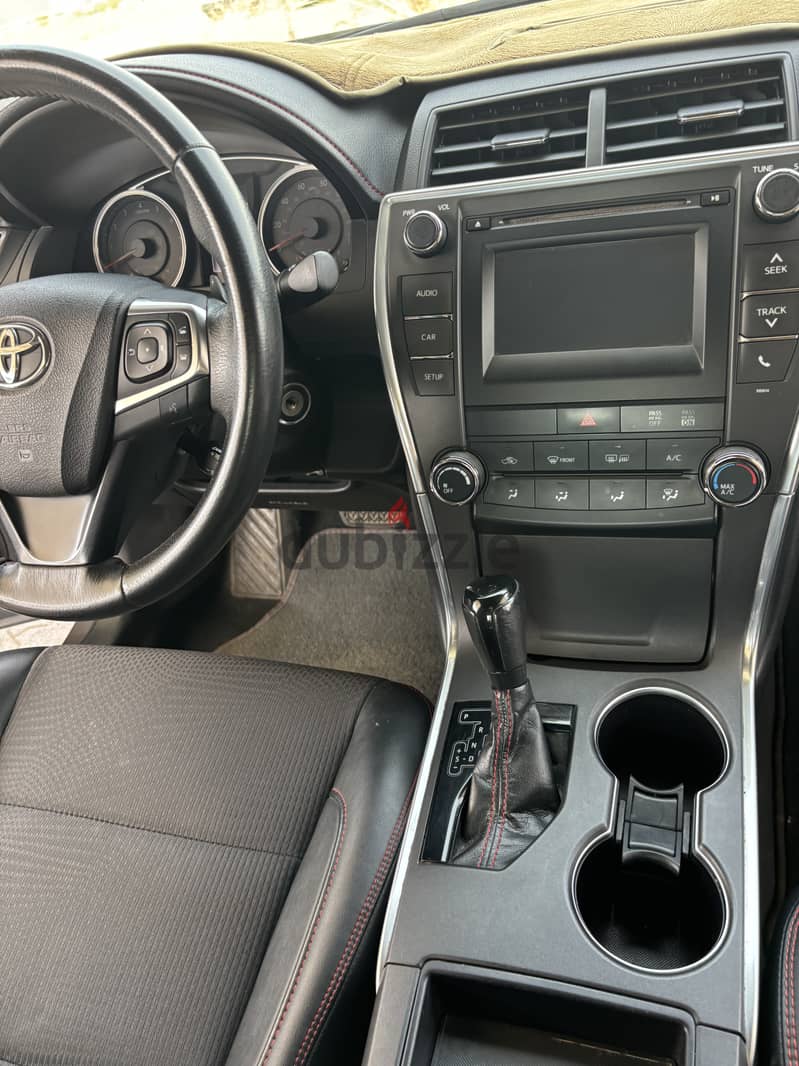 Toyota Camry 2017 5