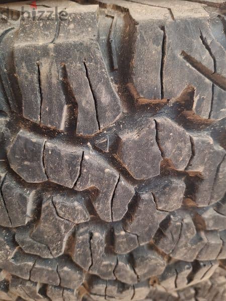 للبيع تواير BF قياس BF285/70R17 0