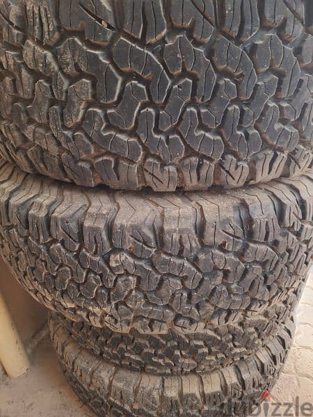 للبيع تواير BF قياس BF285/70R17 3