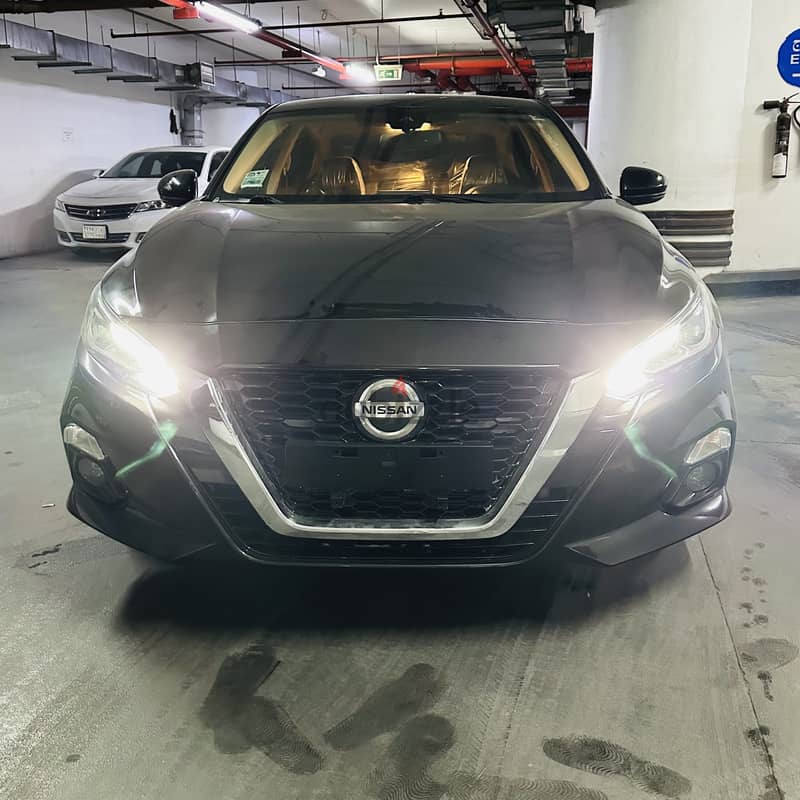 Nissan Altima 2020 SL Full Option Original Airbags 17