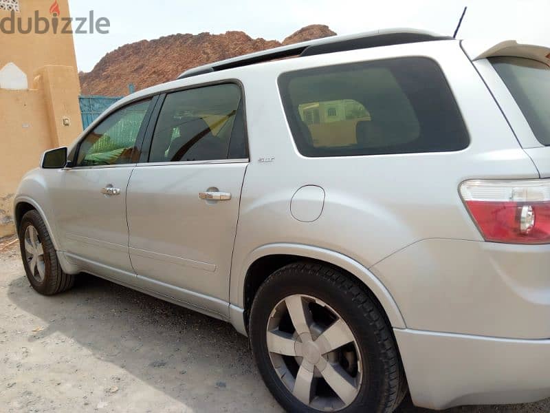 GMC Acadia 2009 4