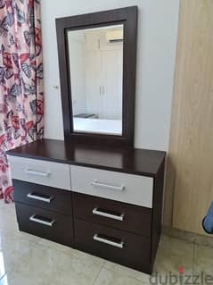 Bed room set without cubboard for urgent sale 0