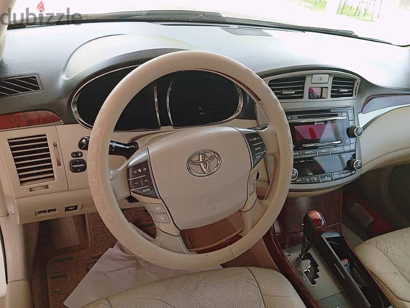 Toyota Avalon 2011,, 1