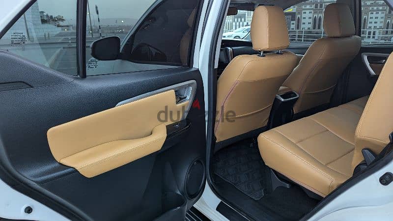 Toyota Fortuner 2018 12